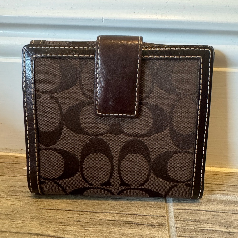Coach Signature C Brown Wallet - Picture 2 of 7